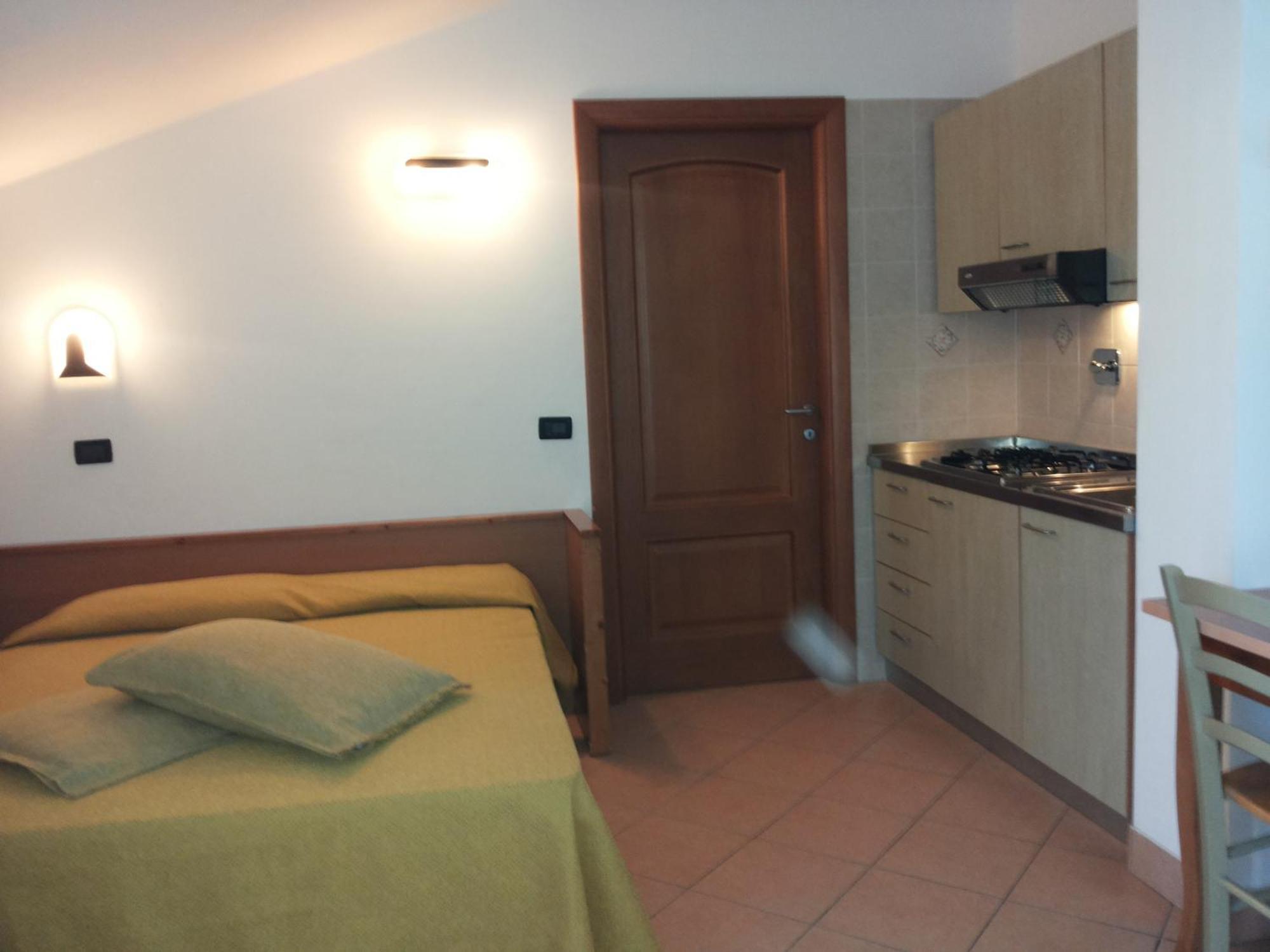 Residence Oleandro Pietra Ligure Habitación foto